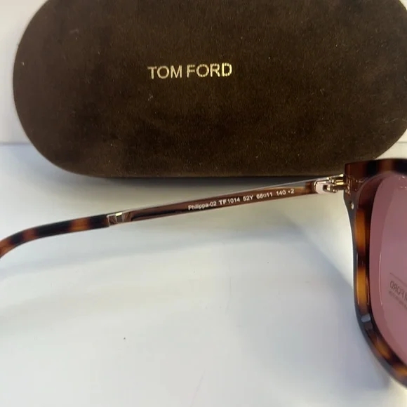 New Authentic TOM FORD TF1014 52Y Philippa 68MM Square Sunglasses TOM FORD Philippa 68MM Square Sunglasses on SALE | Saks OFF 5TH main image 4